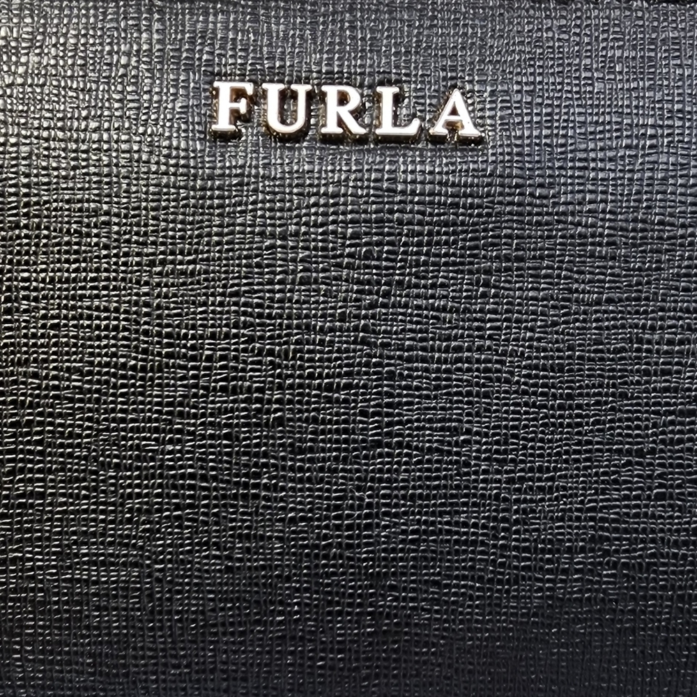 FURLA Saffiano Leather Zip Around Long Wallet Black Gold Logo Women's Italy EUC - Picture 3 of 15